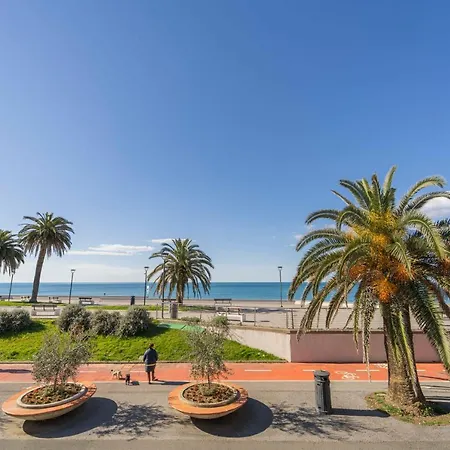 105 - La Casa Di Jacopo, Fronte E Vista Mare In Centro A Riva Trigoso, 20 Metri Dalla Spiaggia Lejlighed